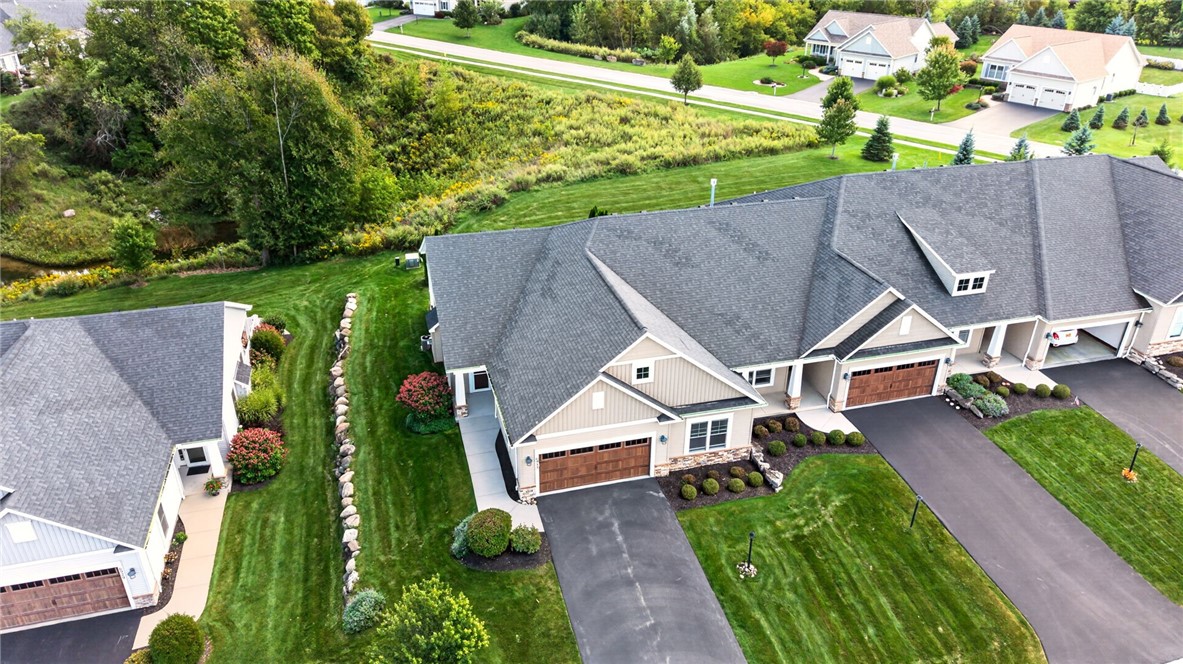 6933 Silverton Glenn