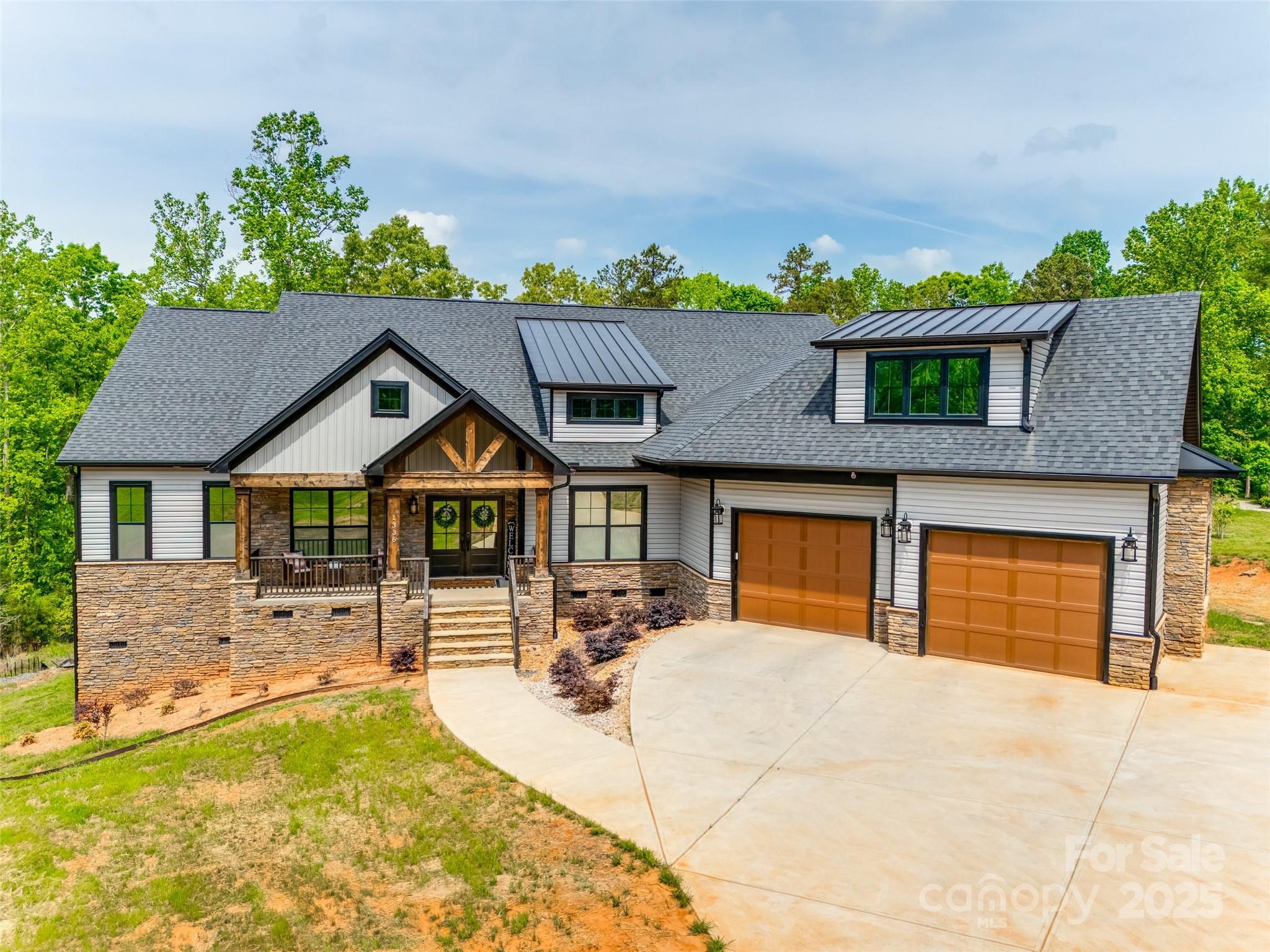 1336 W Rebound Road
