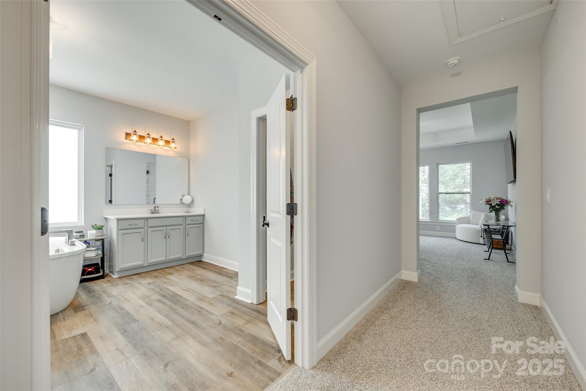 1336 W Rebound Road