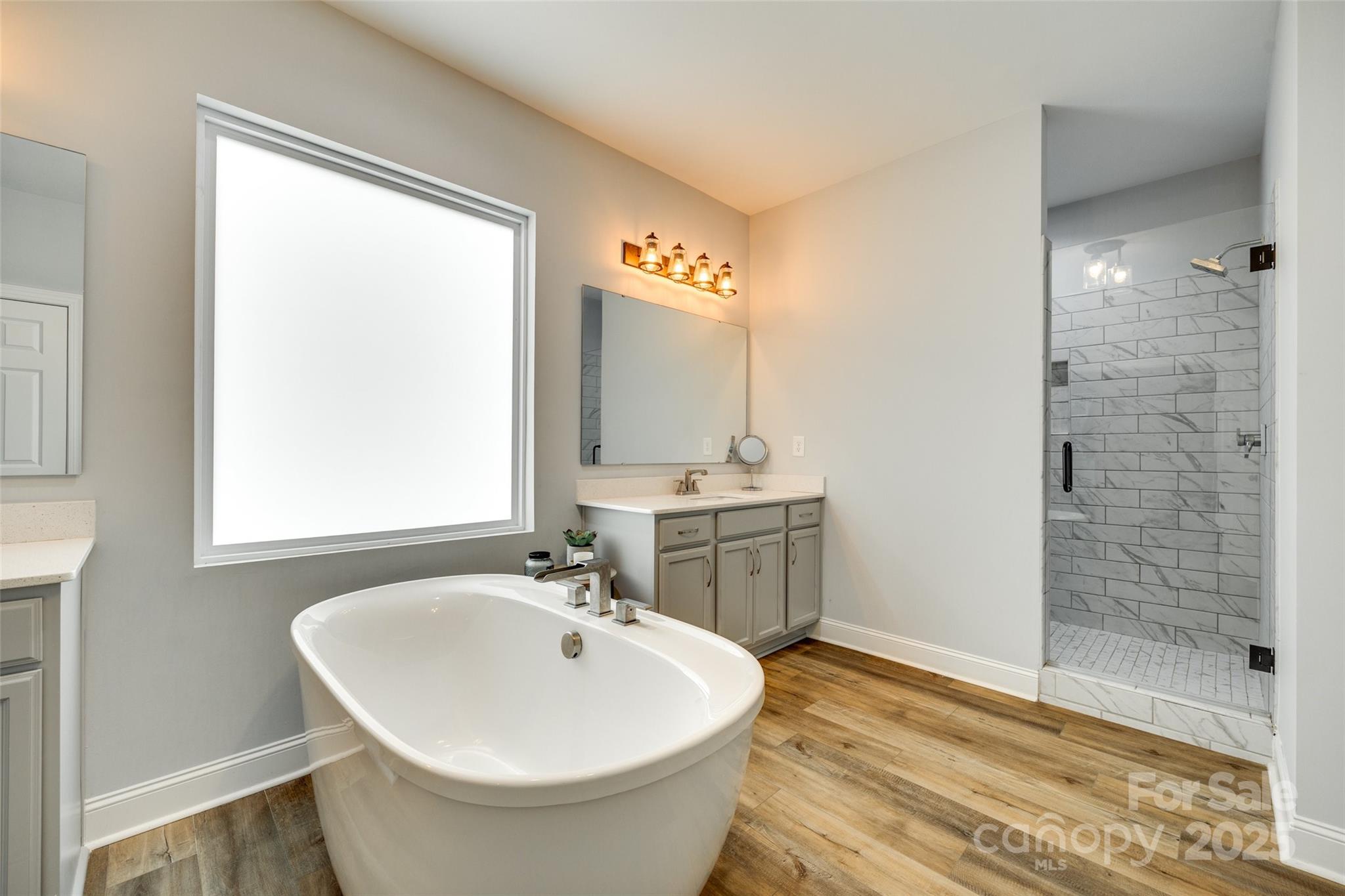 1336 W Rebound Road