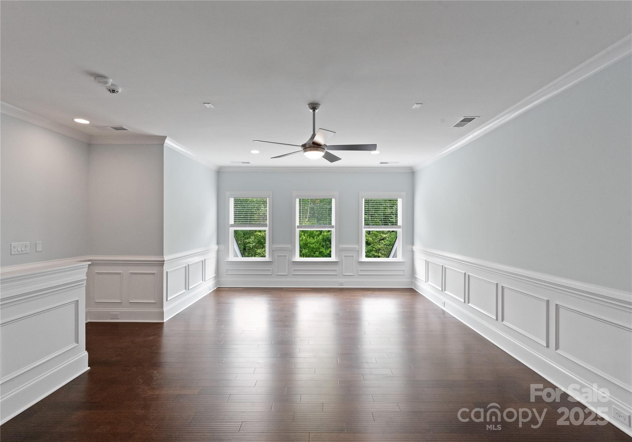 3239 Split Rail Lane