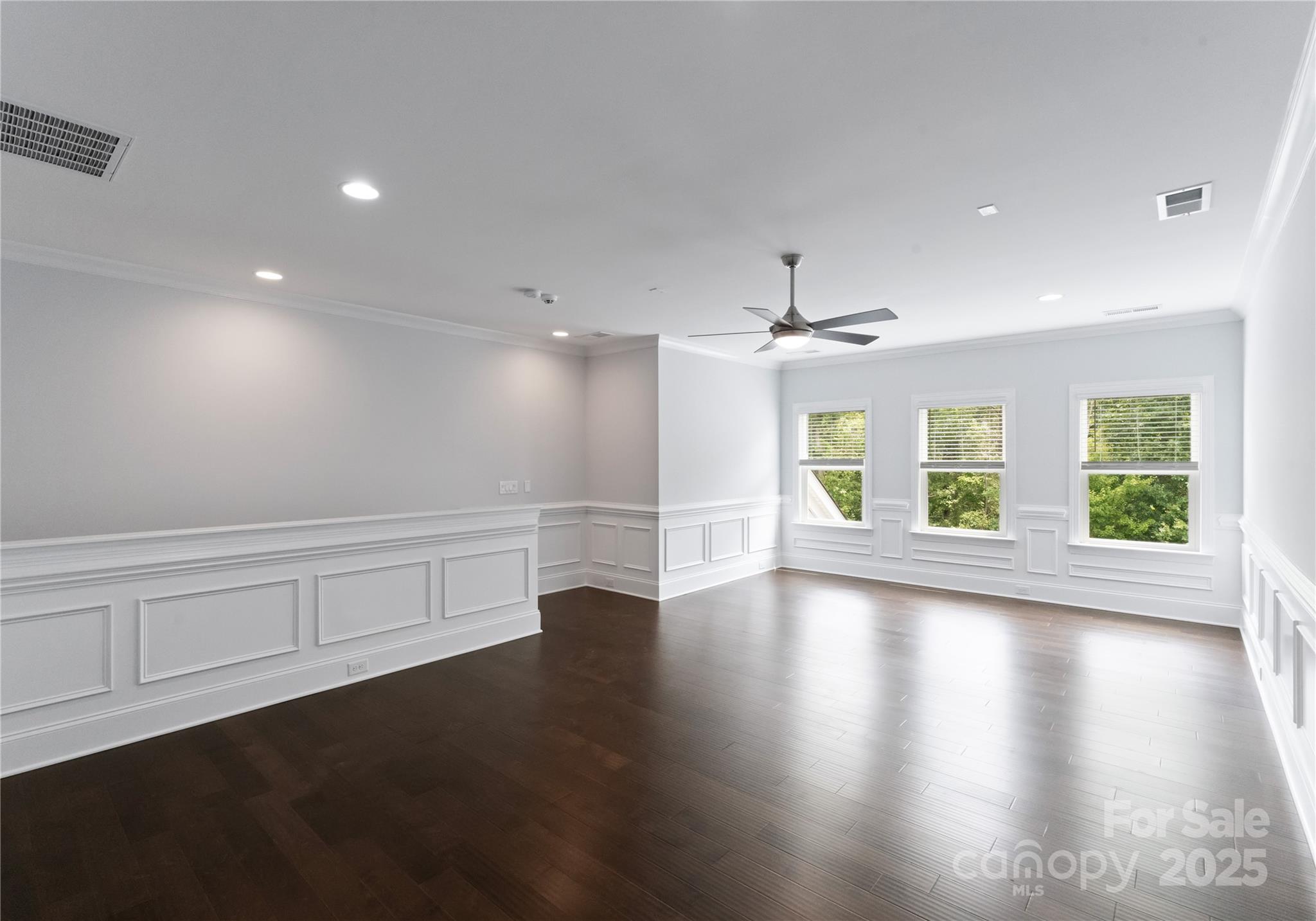 3239 Split Rail Lane