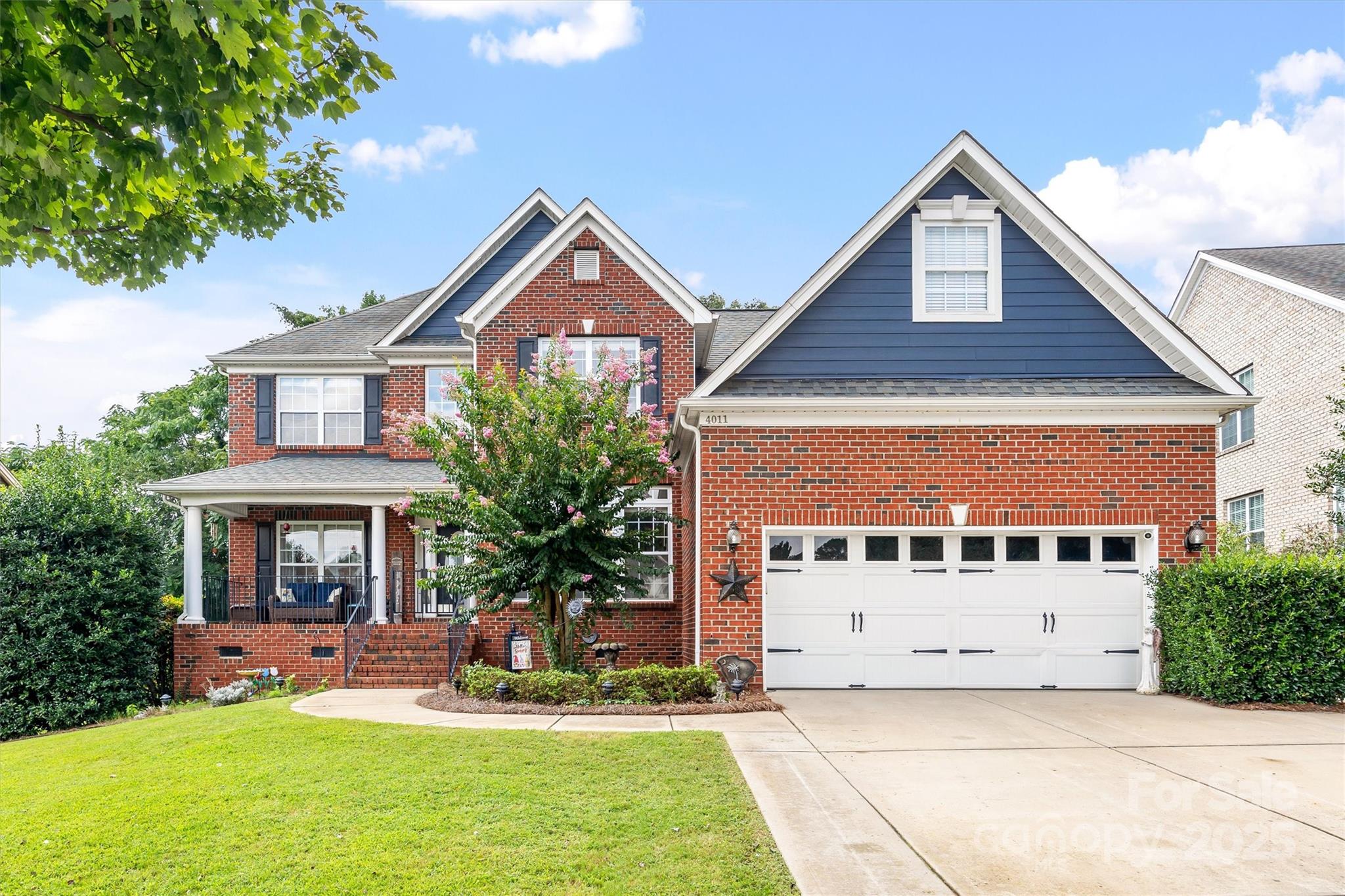 4011 W Sandy Trail