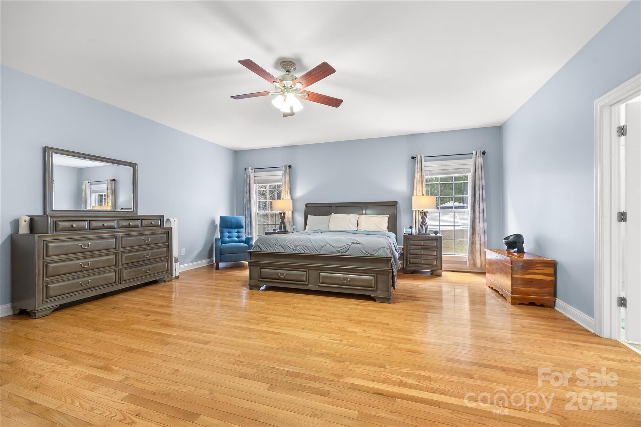 4011 W Sandy Trail