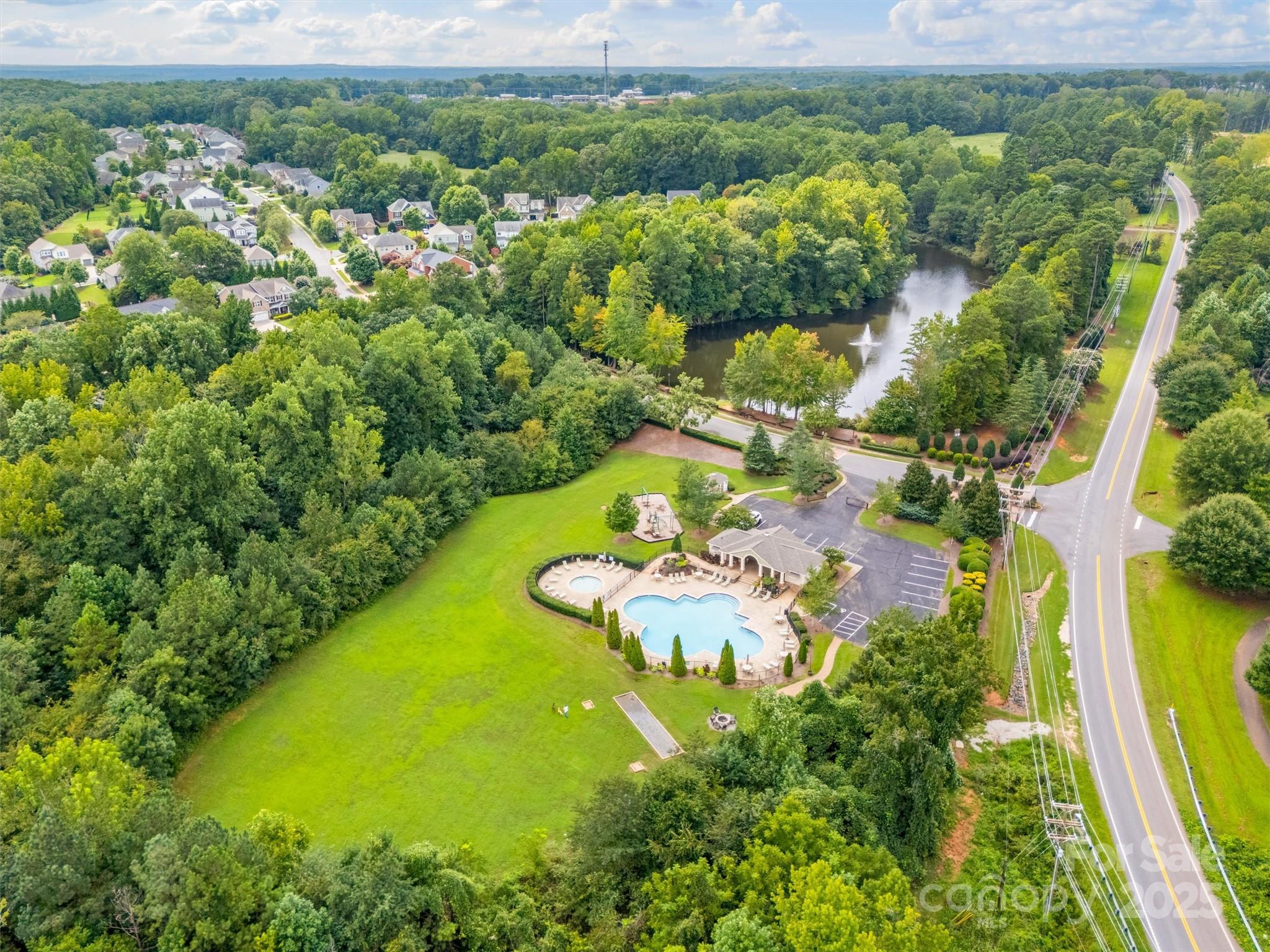 4011 W Sandy Trail