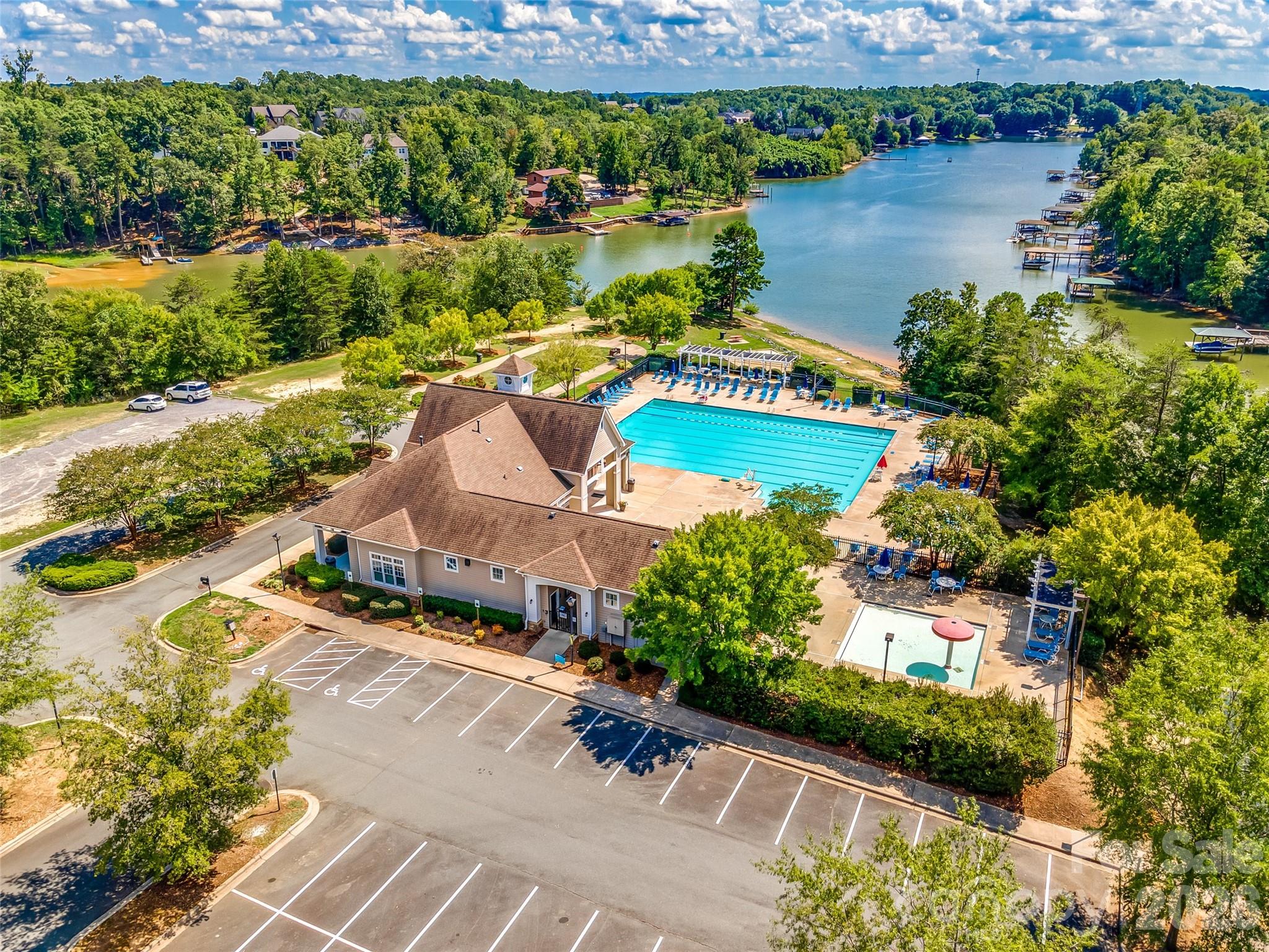 2090 Calloway Pines Drive