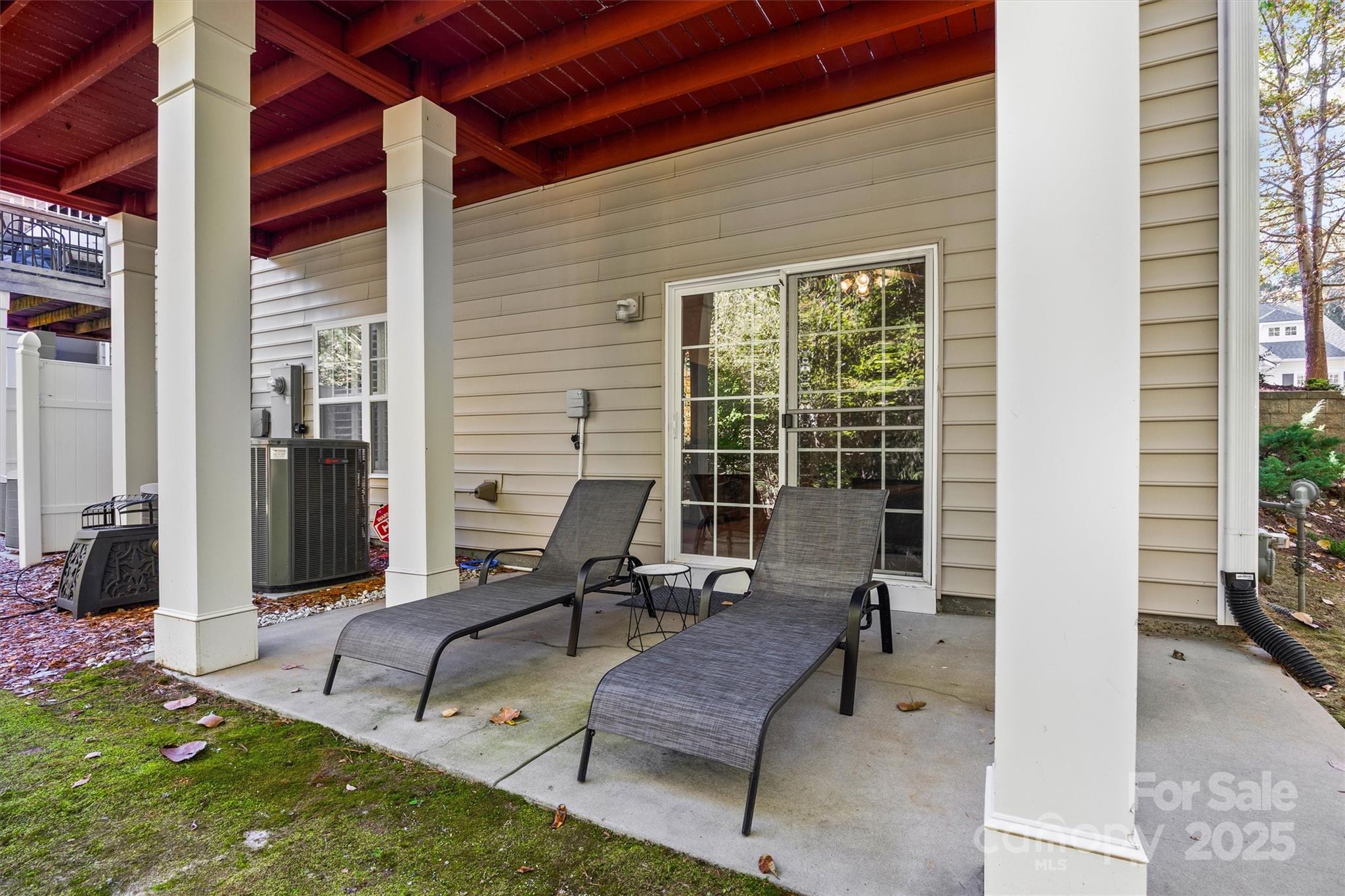 2090 Calloway Pines Drive