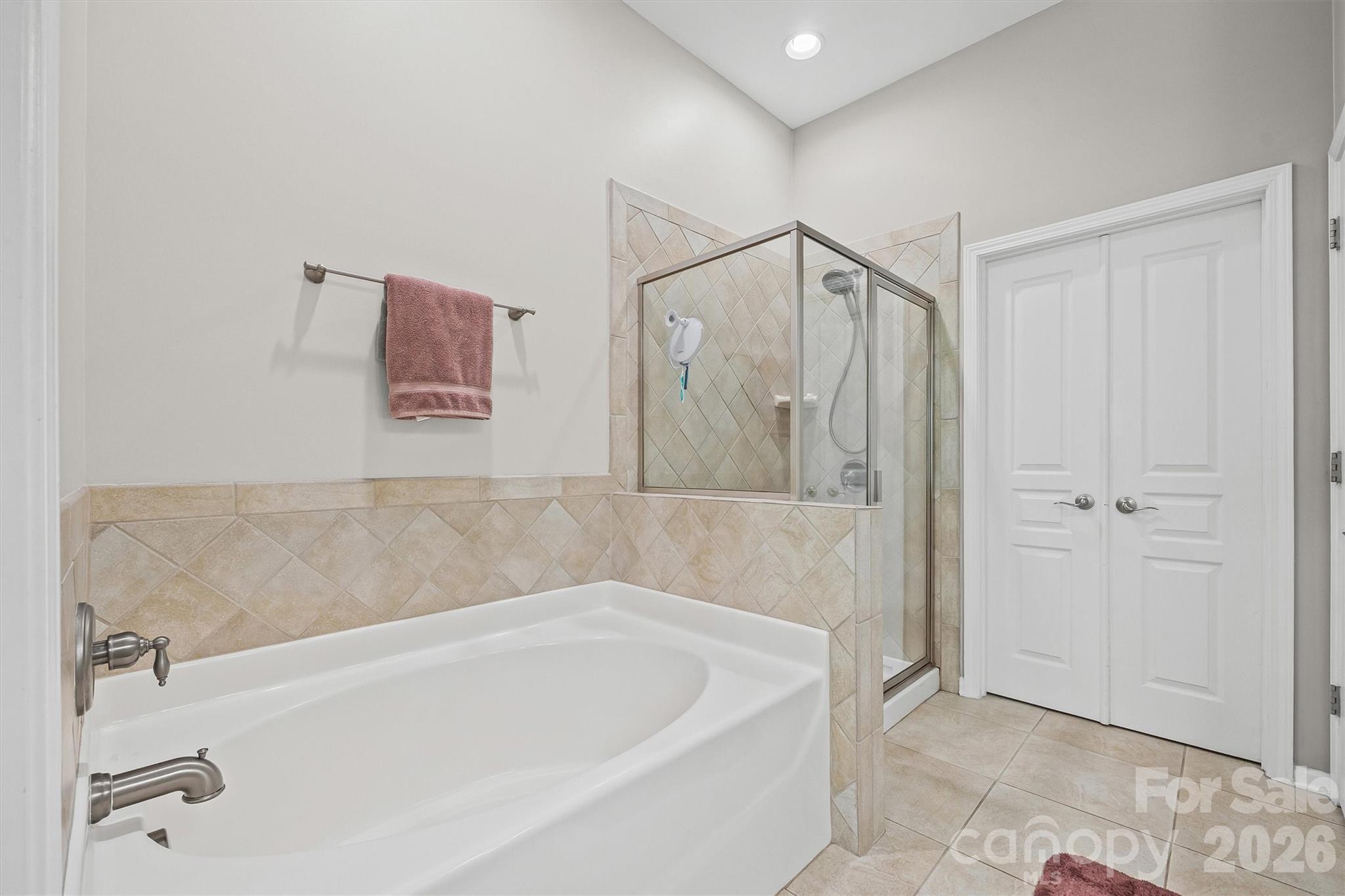 2090 Calloway Pines Drive