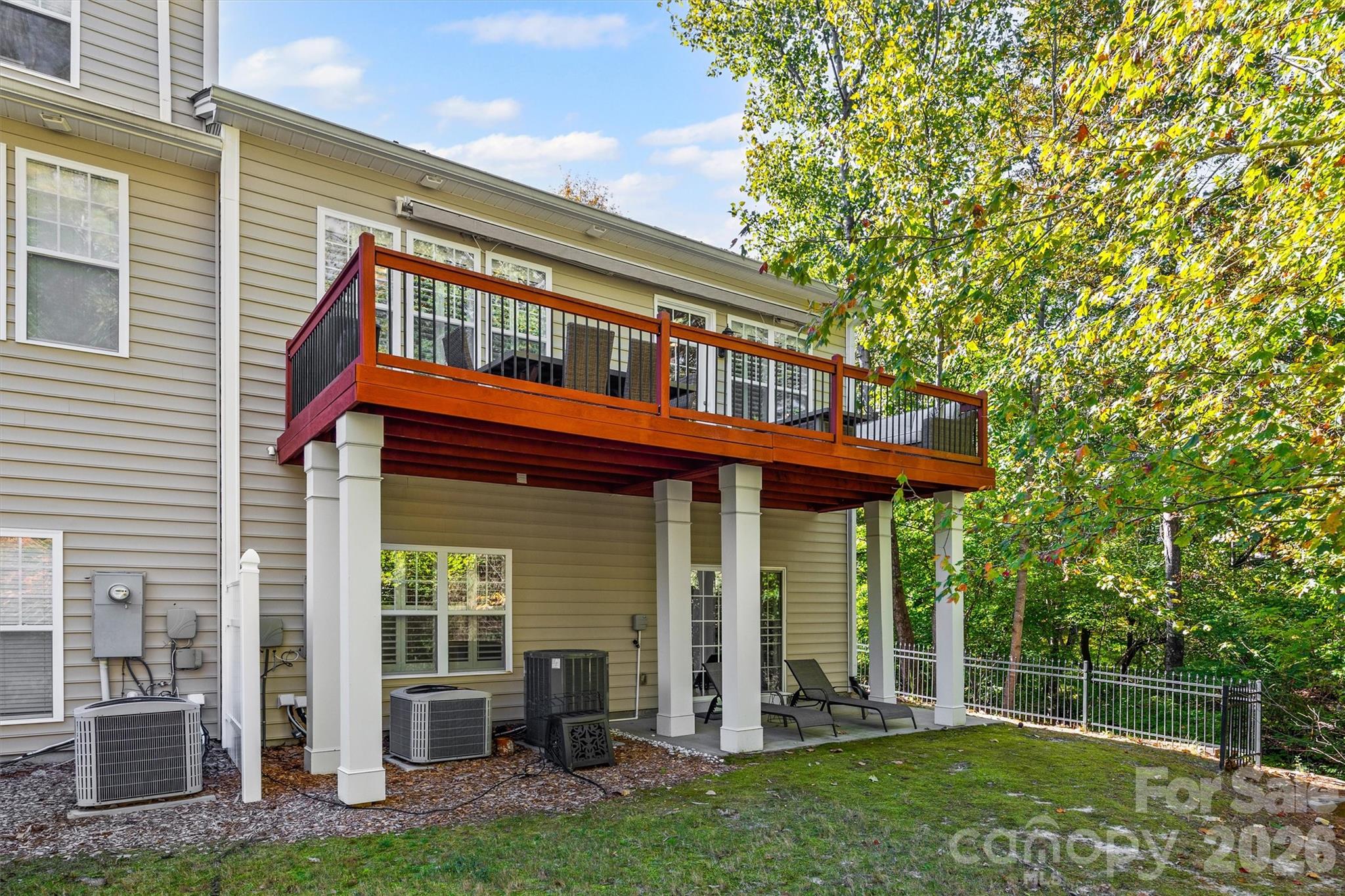 2090 Calloway Pines Drive