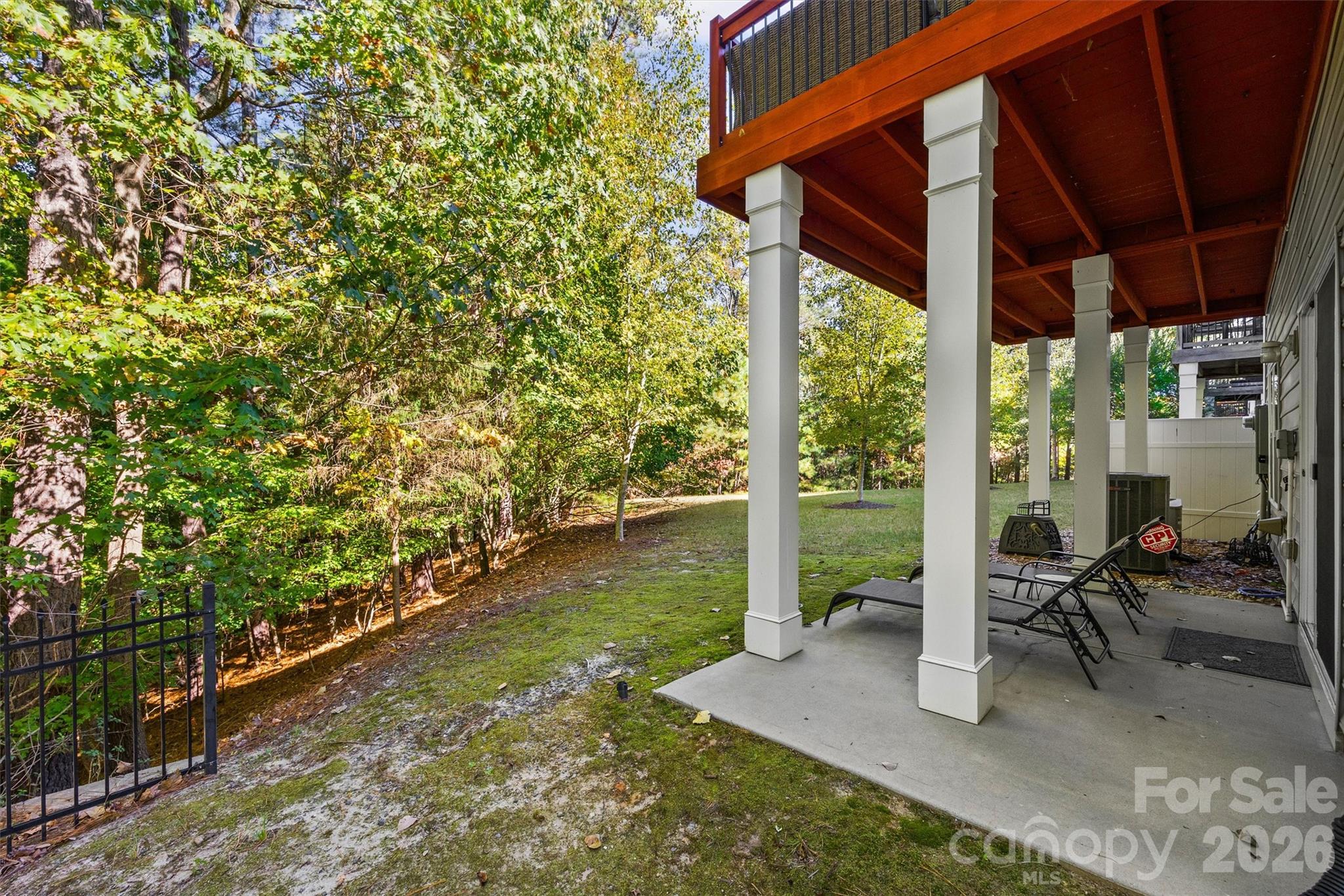 2090 Calloway Pines Drive