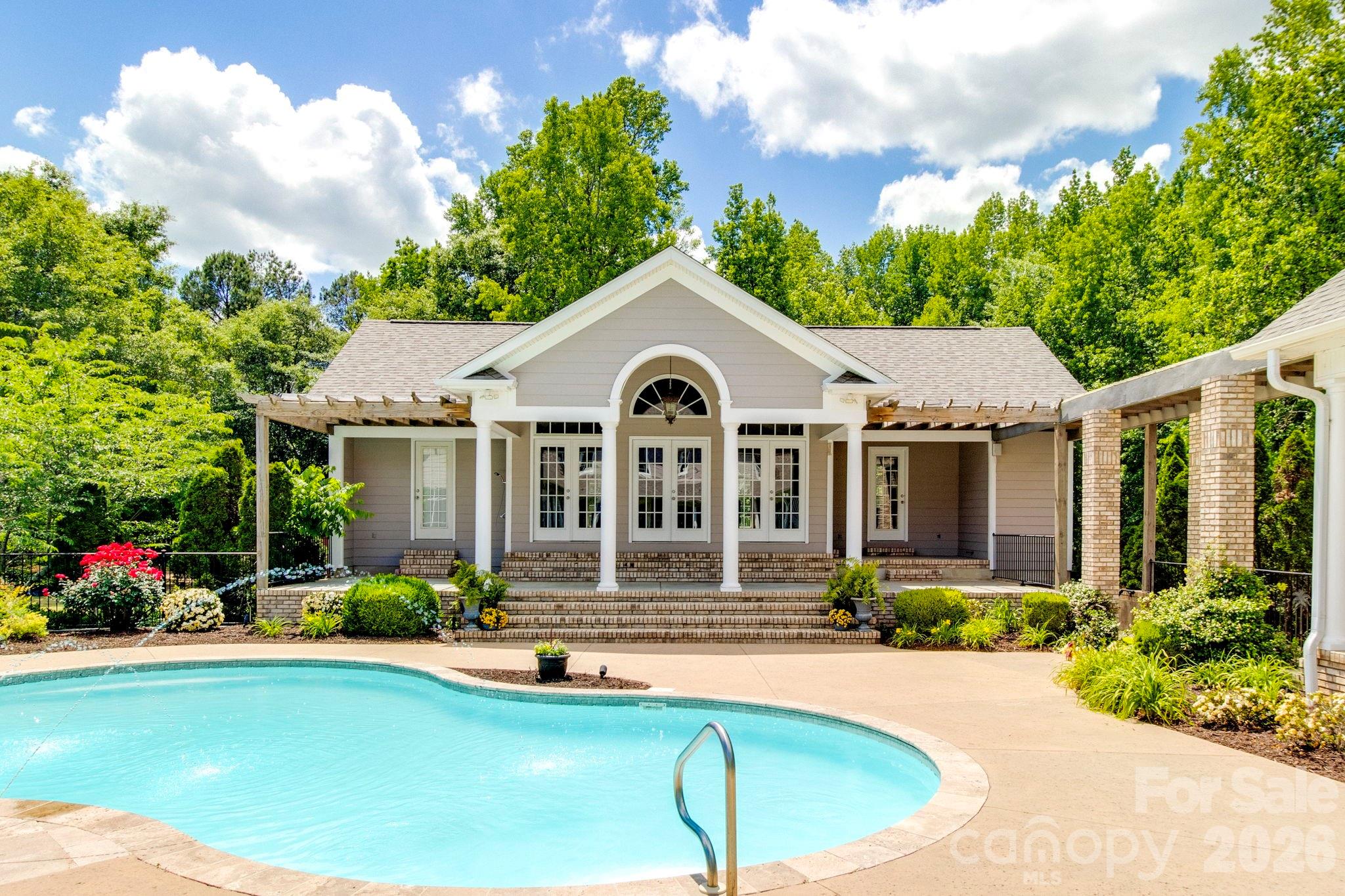 393 Youngs Bend Road