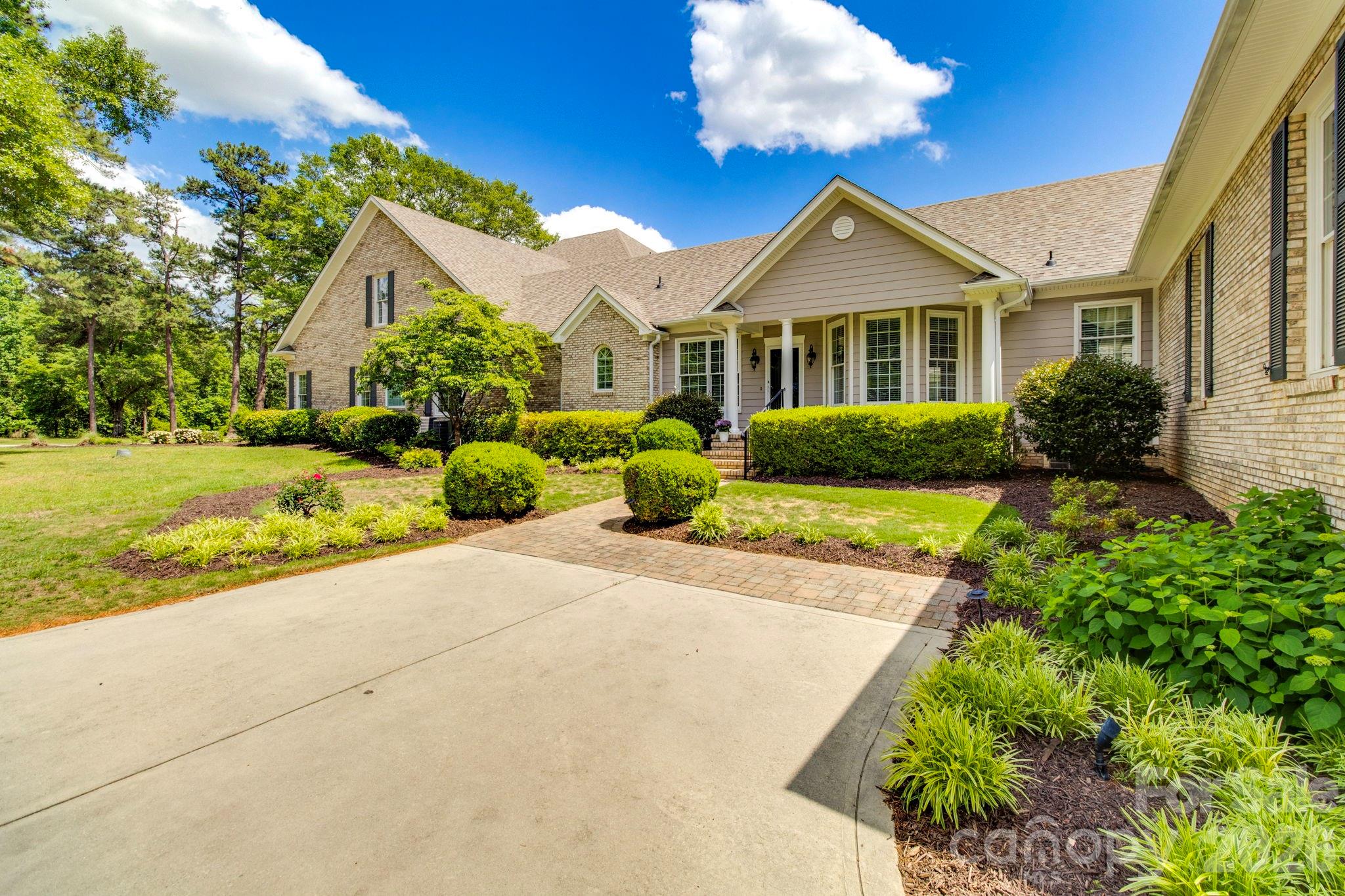 393 Youngs Bend Road