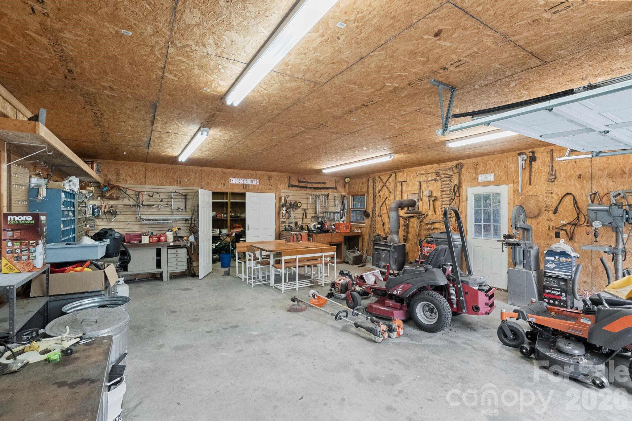 393 Youngs Bend Road