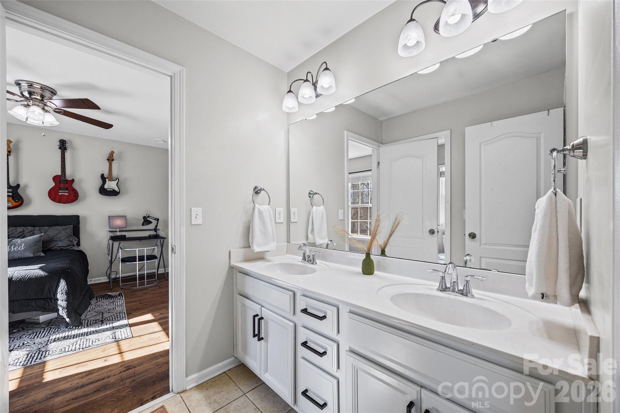 1144 Princeton Drive Unit: 175