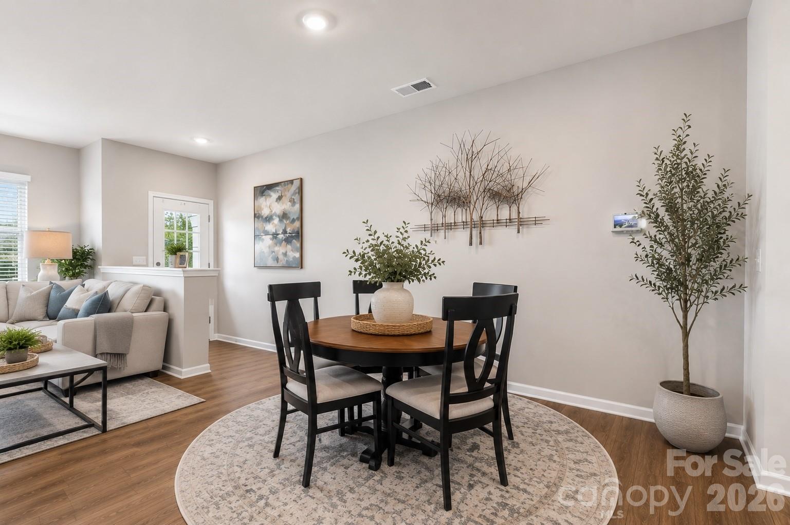 909 Cobbled Way