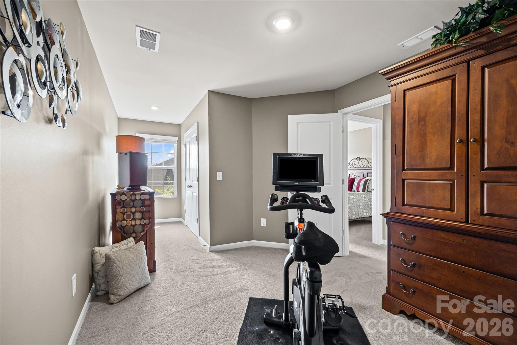 909 Cobbled Way