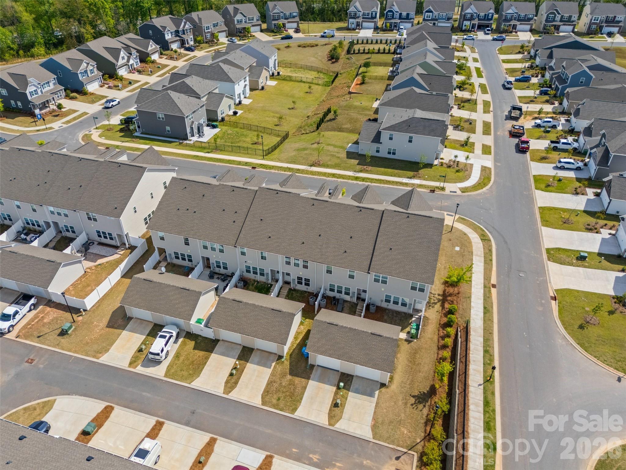 909 Cobbled Way