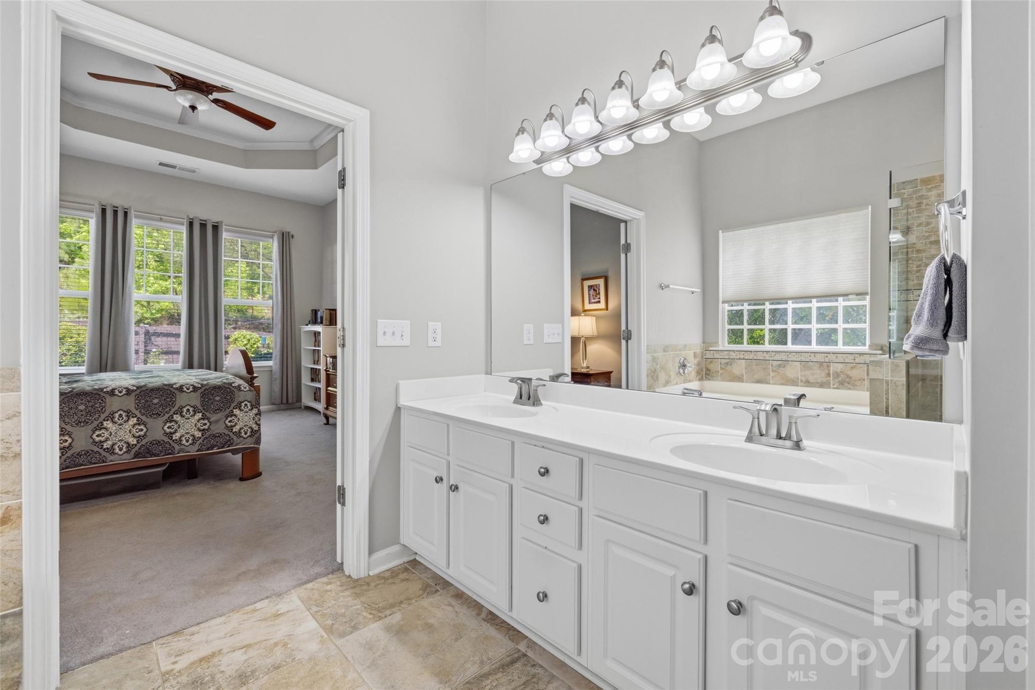 4589 Scarlet Oak Drive