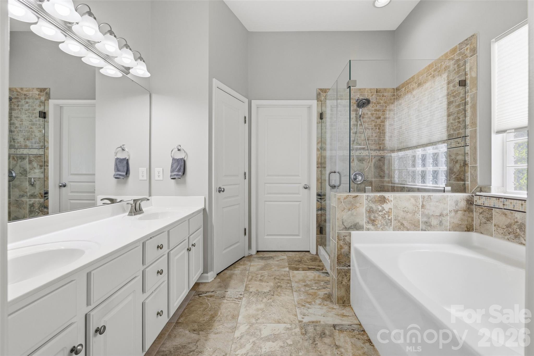 4589 Scarlet Oak Drive