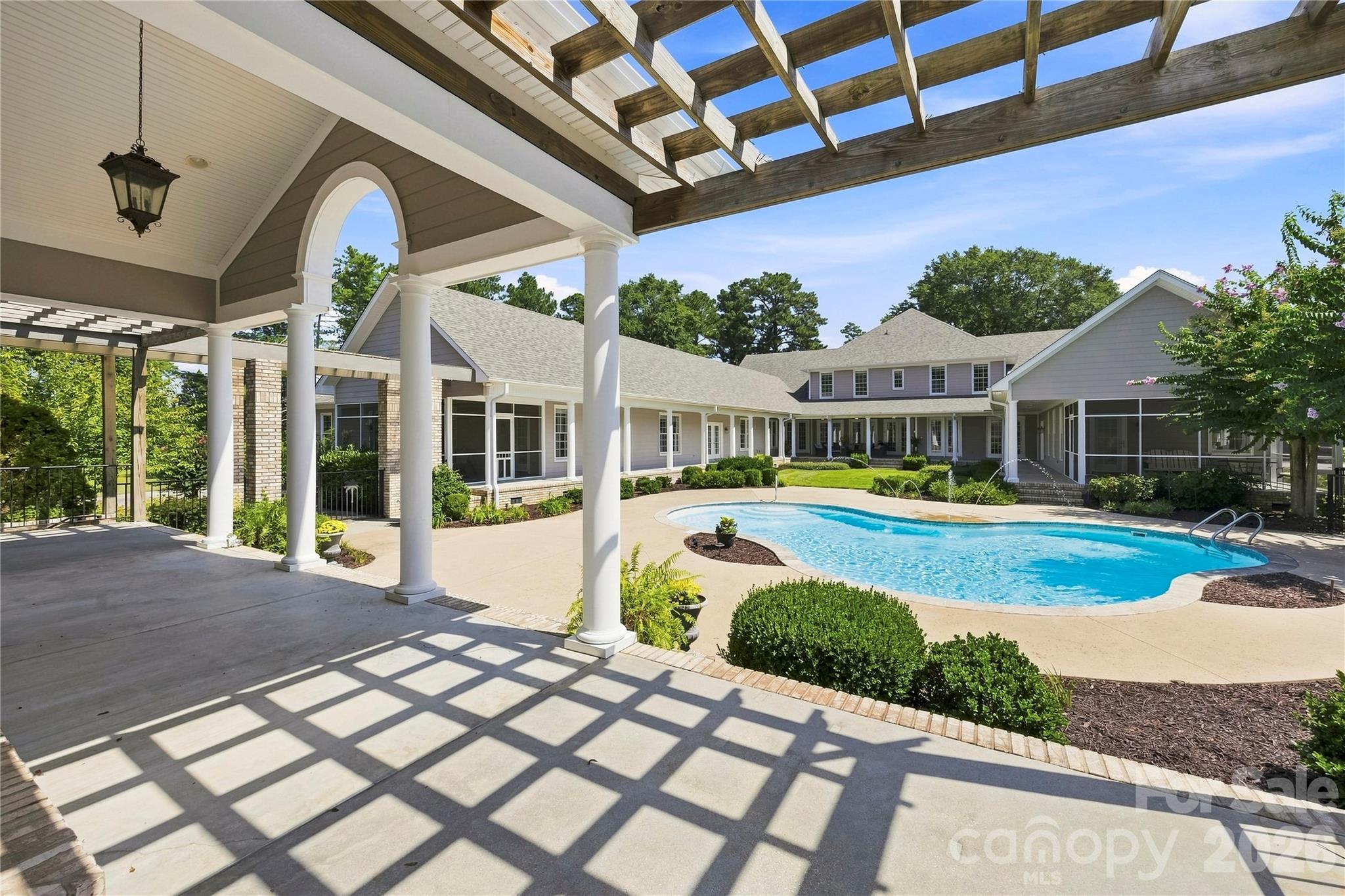 393 Youngs Bend Road