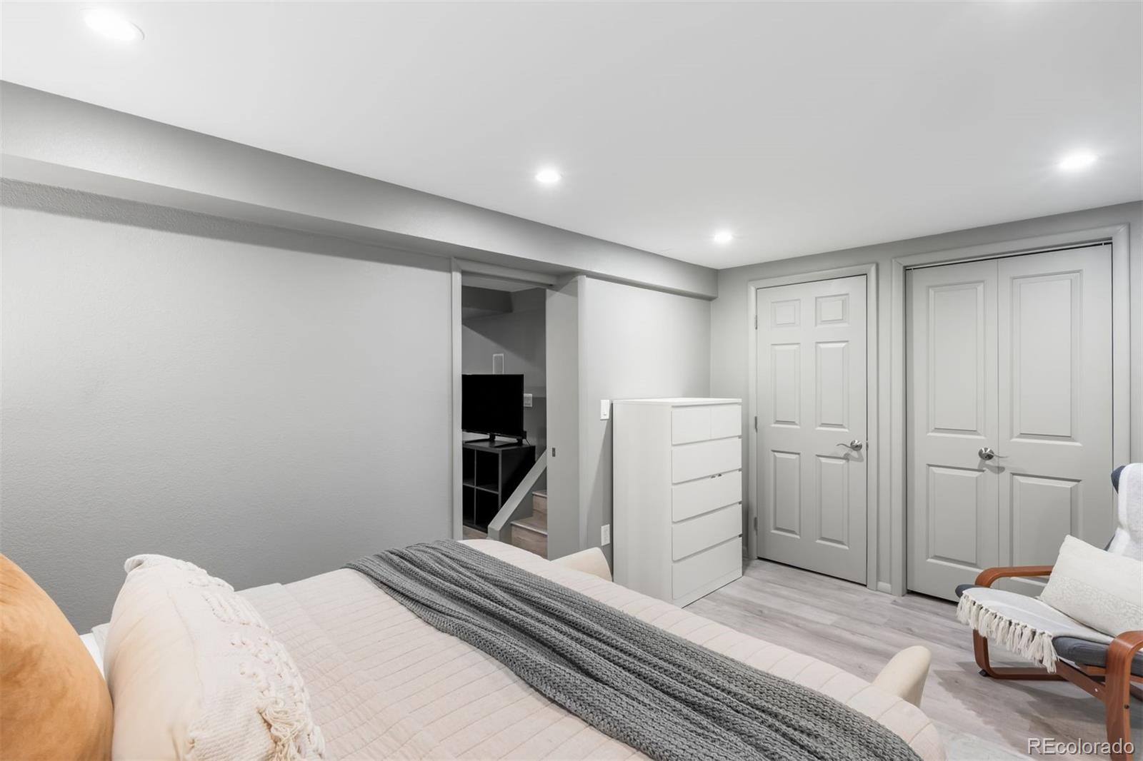 1448 S Oneida Street