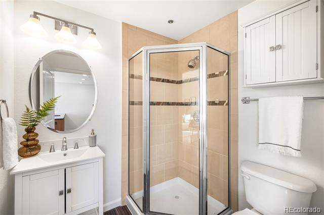 8185 E Lowry Boulevard Unit: 203