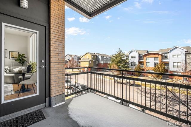 8185 E Lowry Boulevard Unit: 203