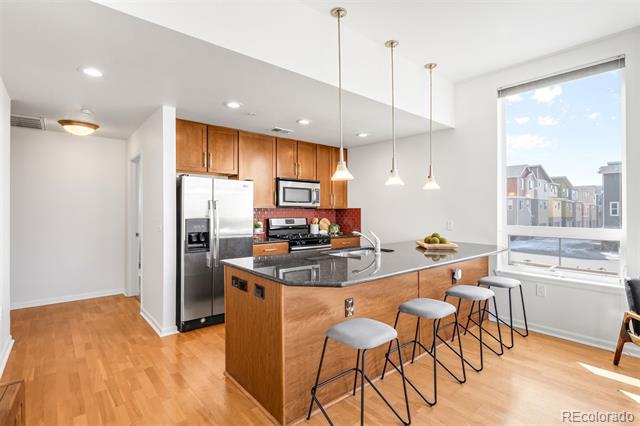 8185 E Lowry Boulevard Unit: 203