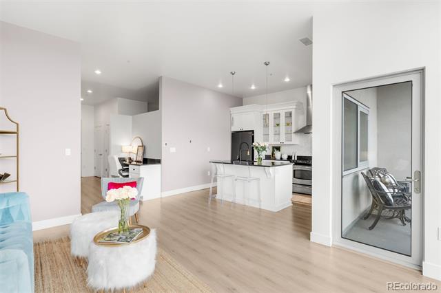 2958 Syracuse Street Unit: 412