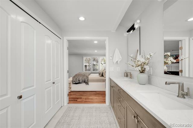 4833 E Links Circle