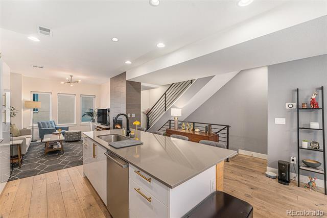 4525 Tennyson Street Unit: 2