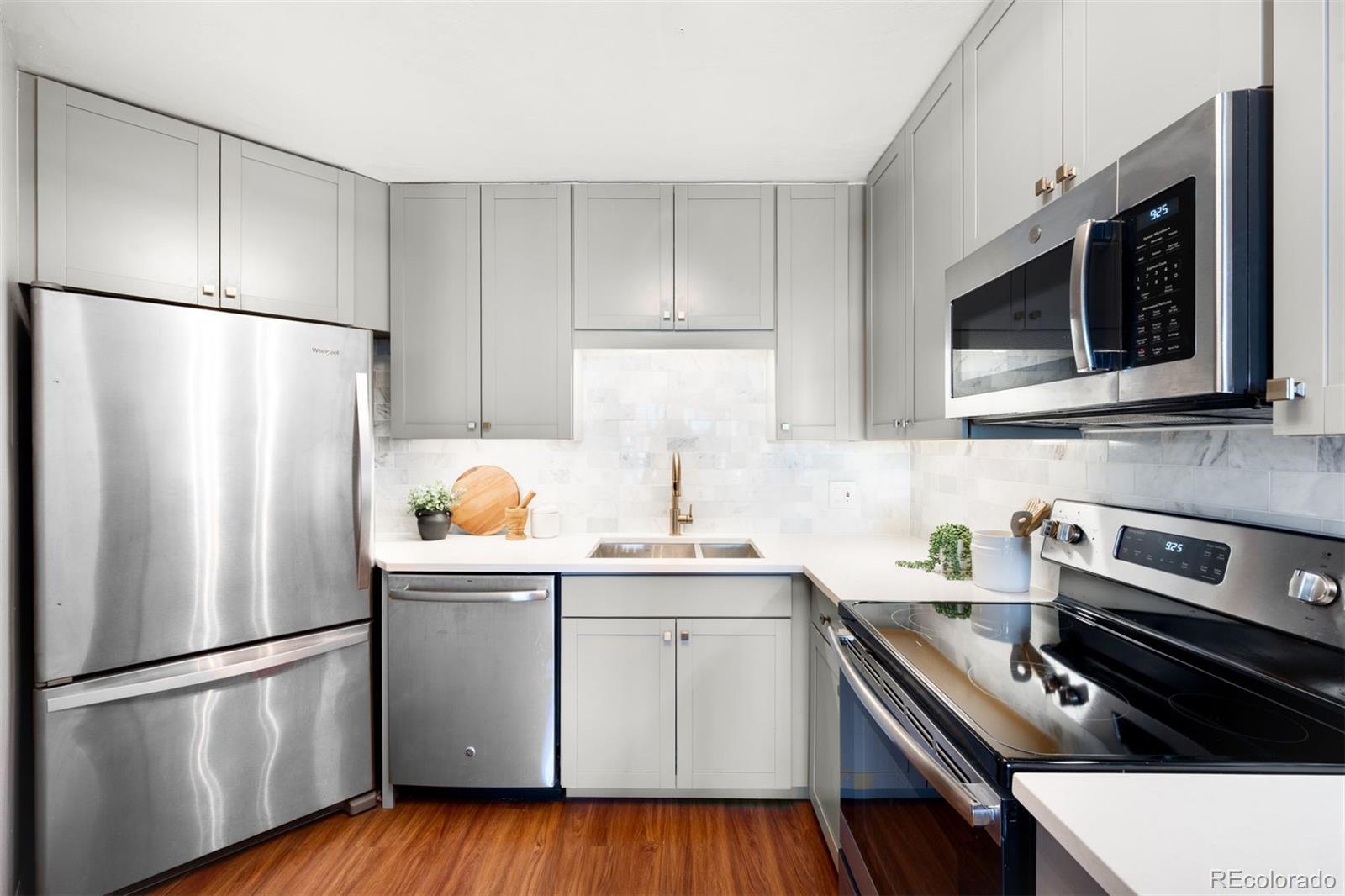 550 E 12th Avenue Unit: 1109