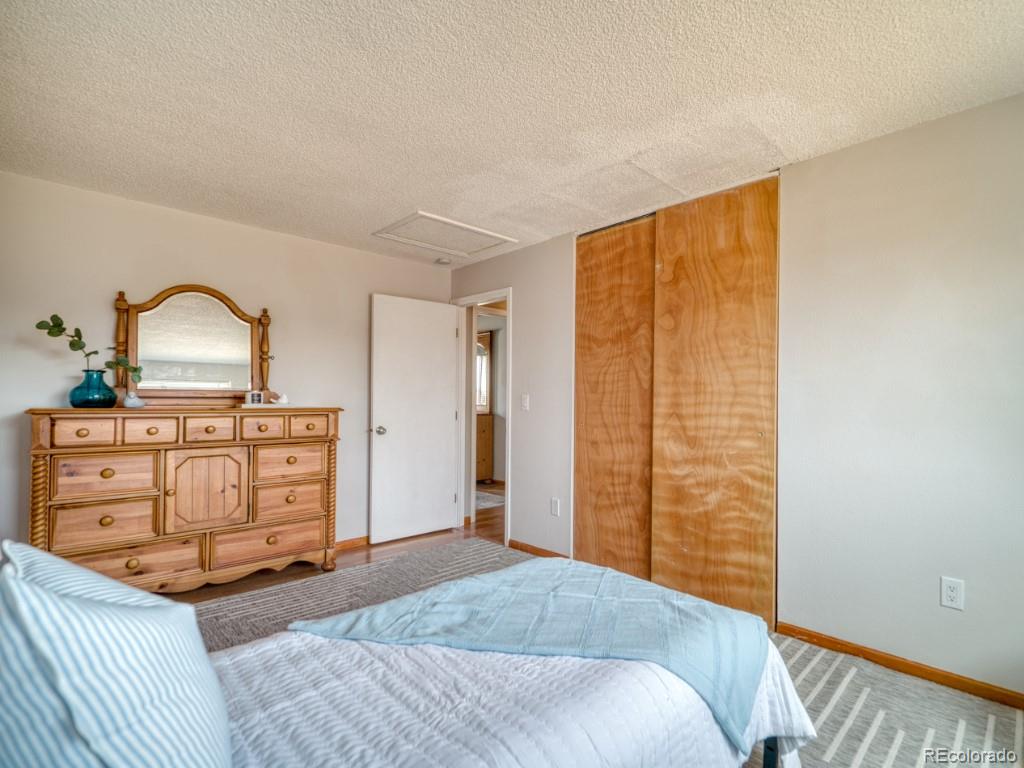 7906 S Flower Court