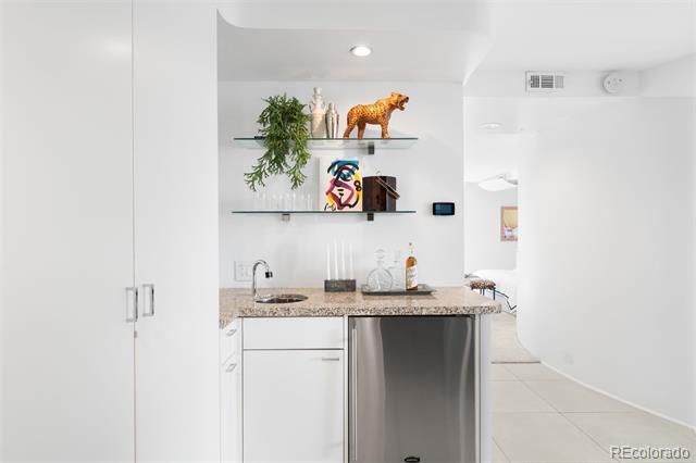 1777 Larimer Street Unit: 710