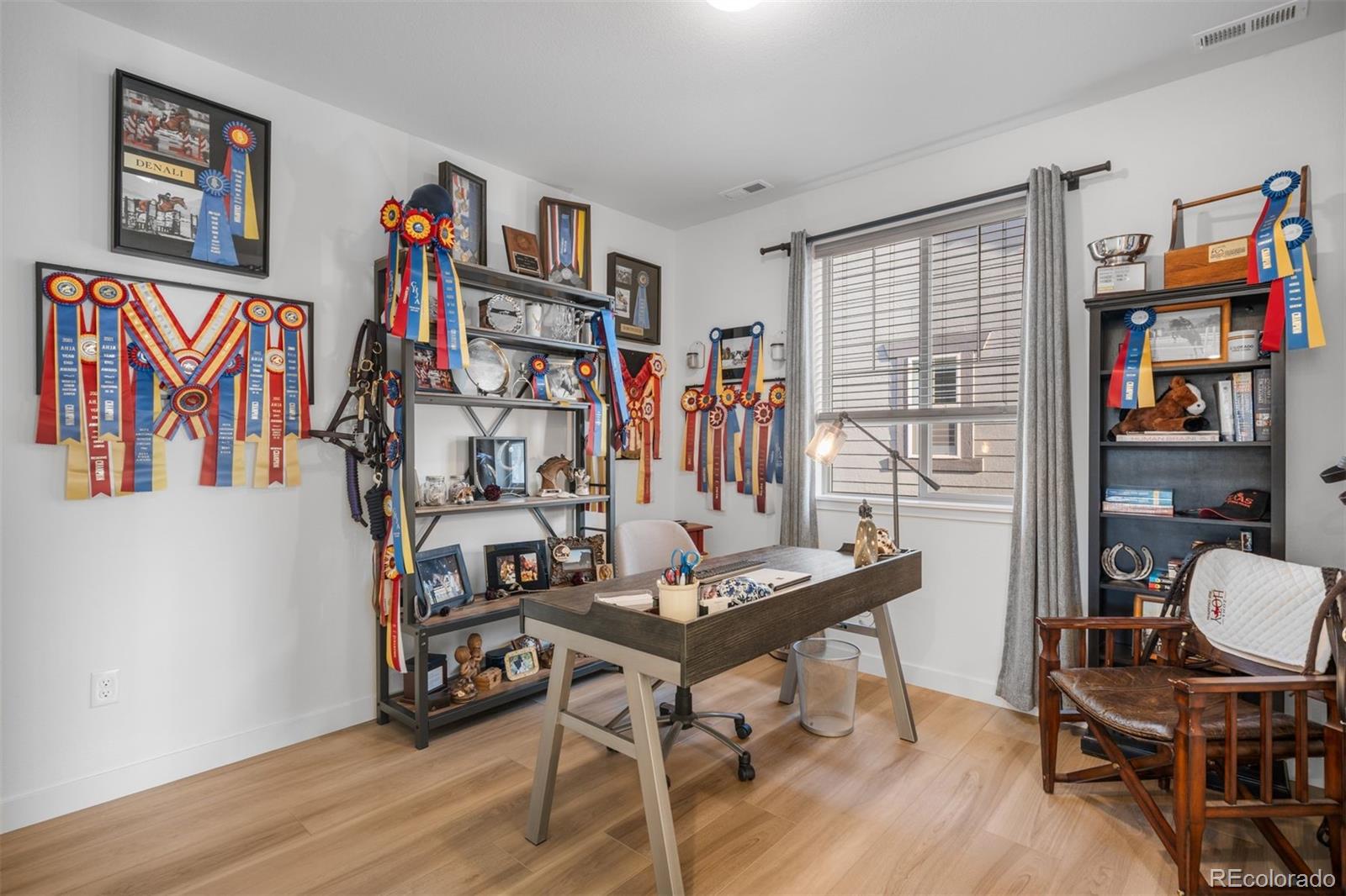 15475 W Columbia Avenue