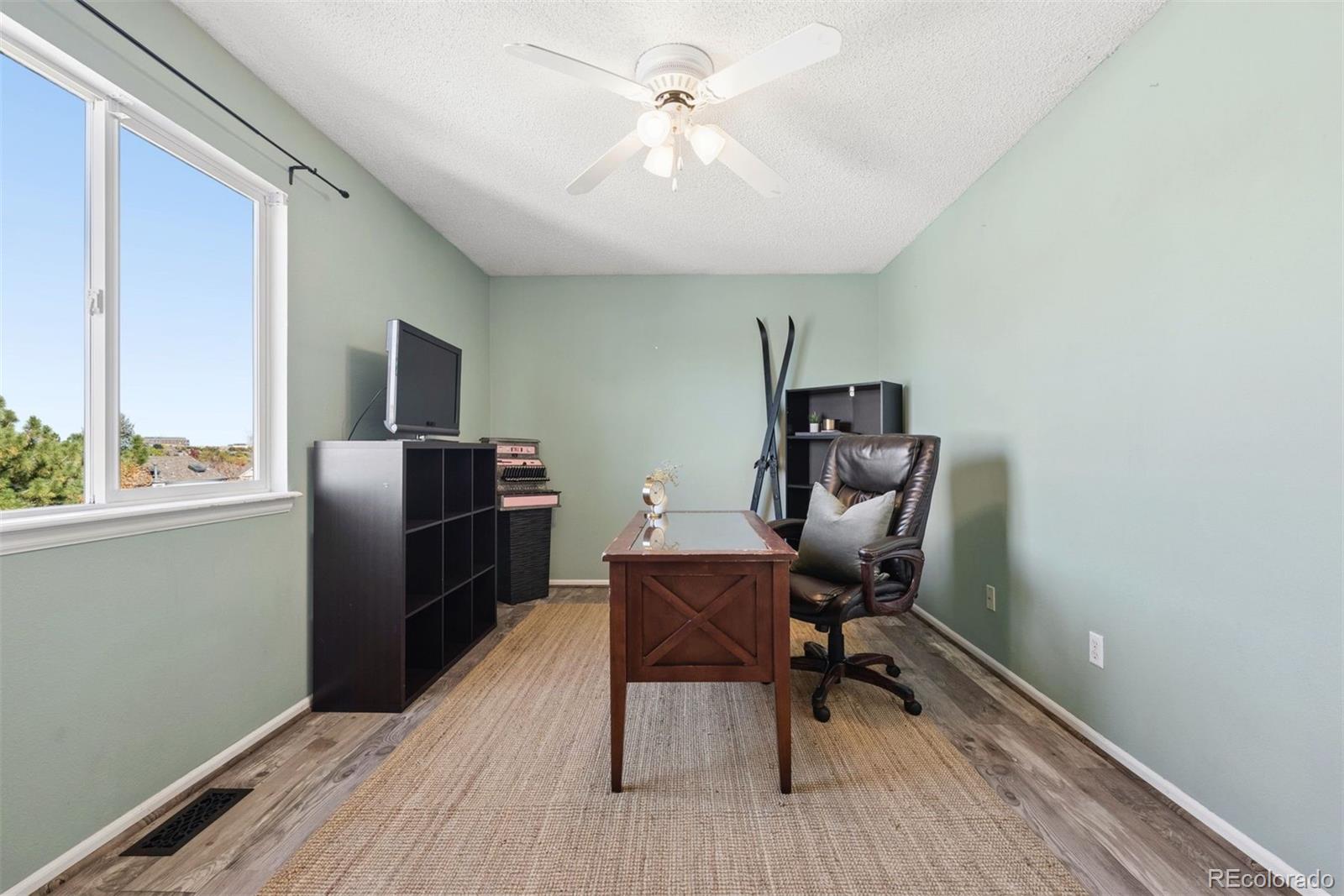 9867 Castle Ridge Circle