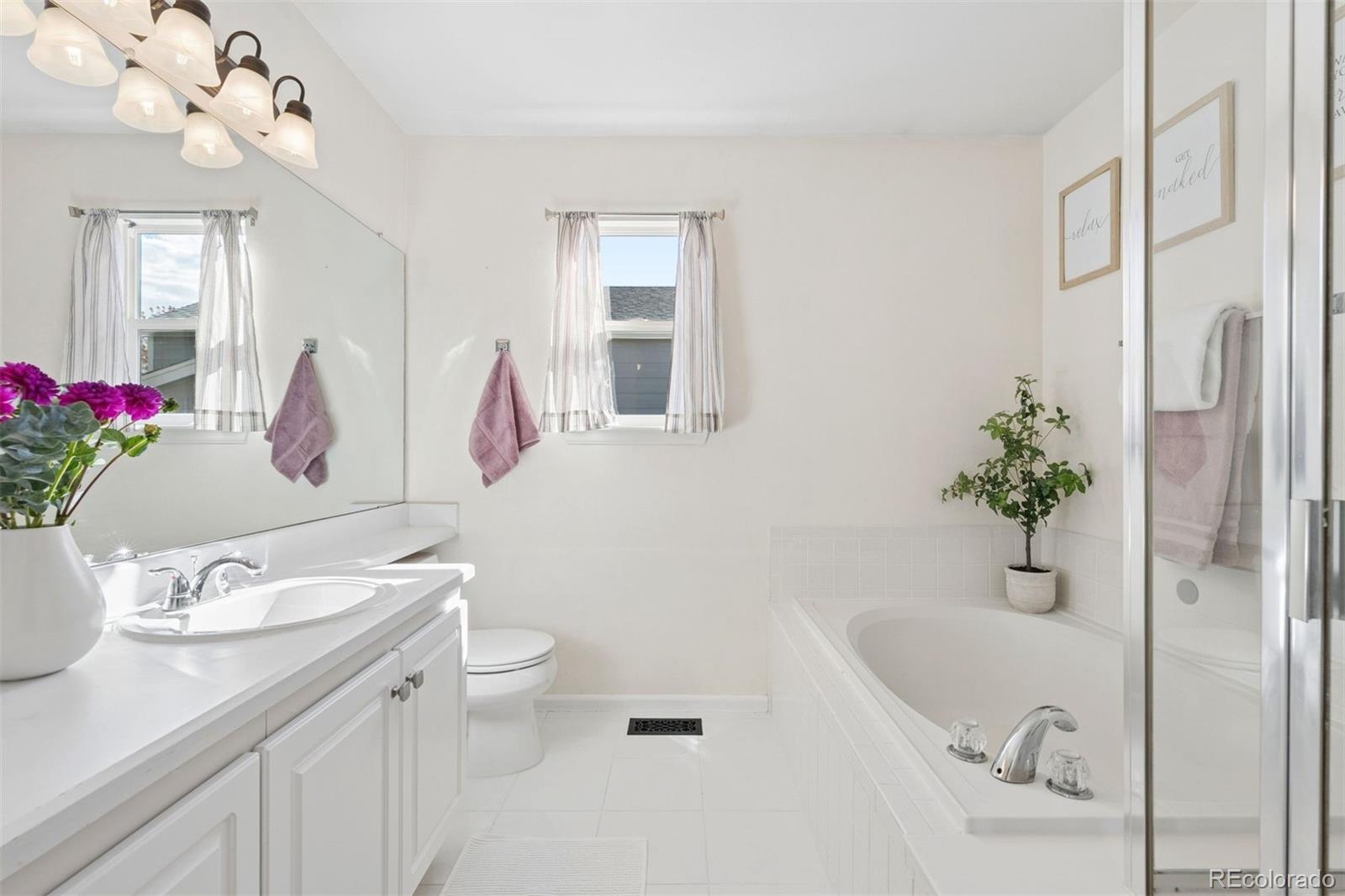 9867 Castle Ridge Circle