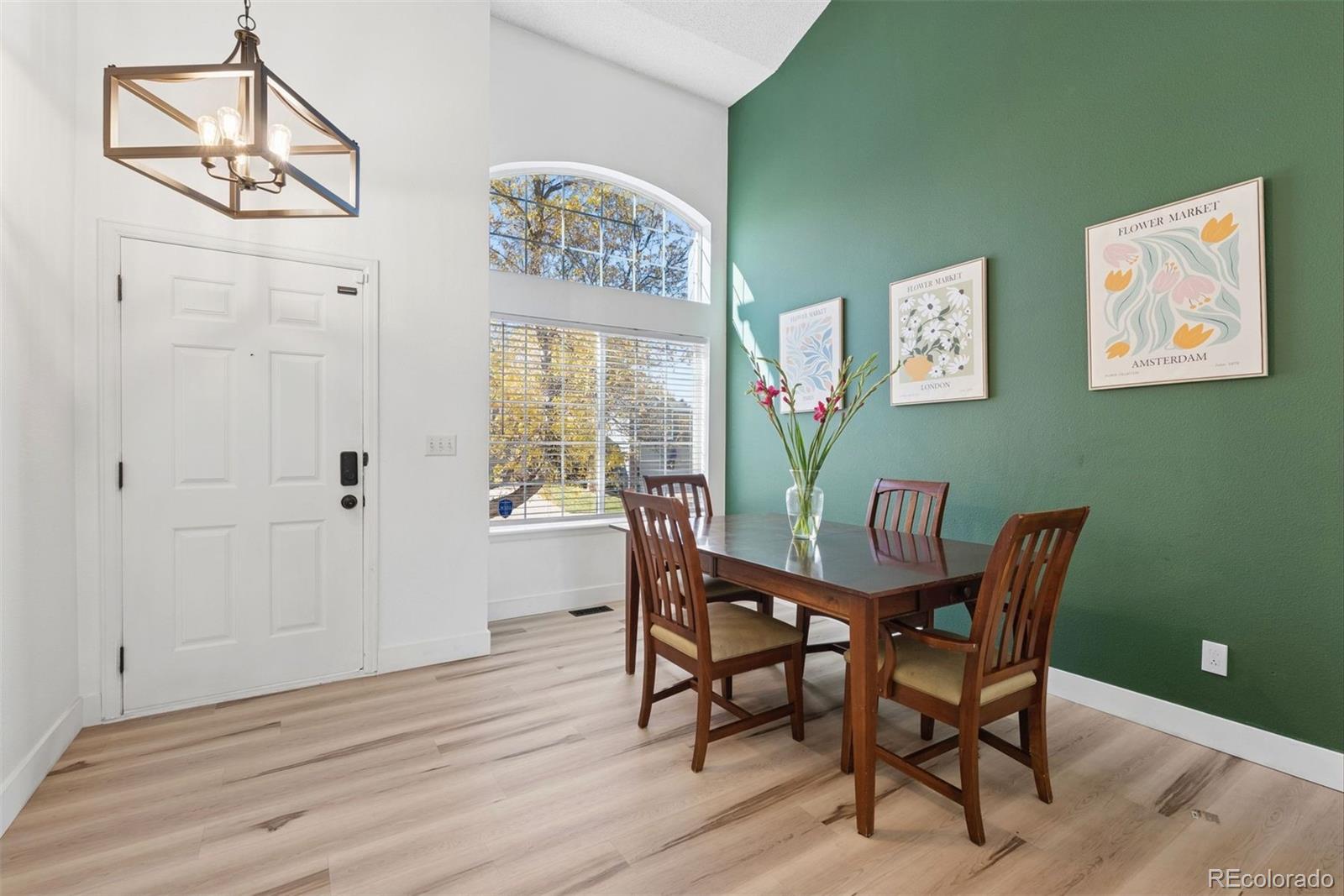 9867 Castle Ridge Circle