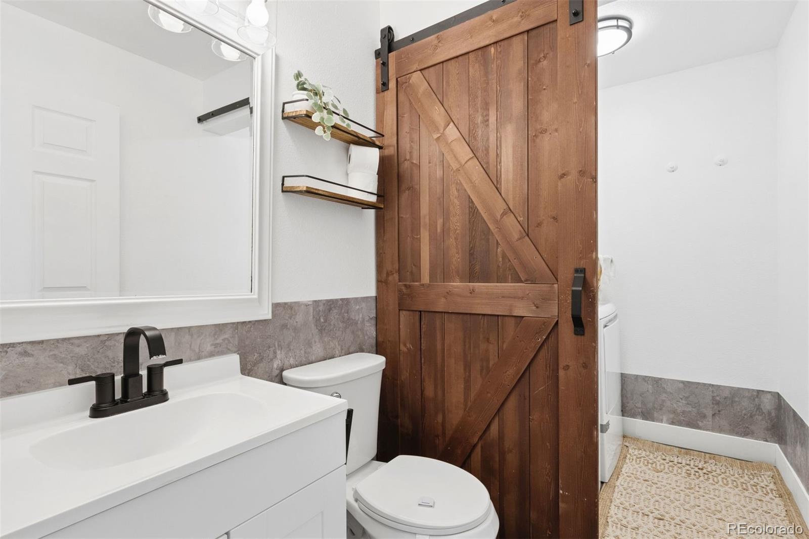 9867 Castle Ridge Circle