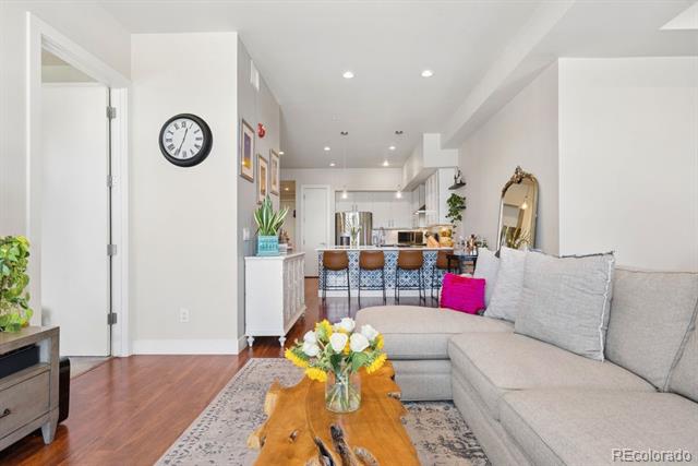 1488 Madison Street Unit: 307