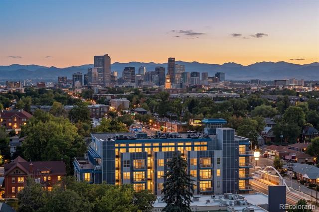 1488 Madison Street Unit: 307