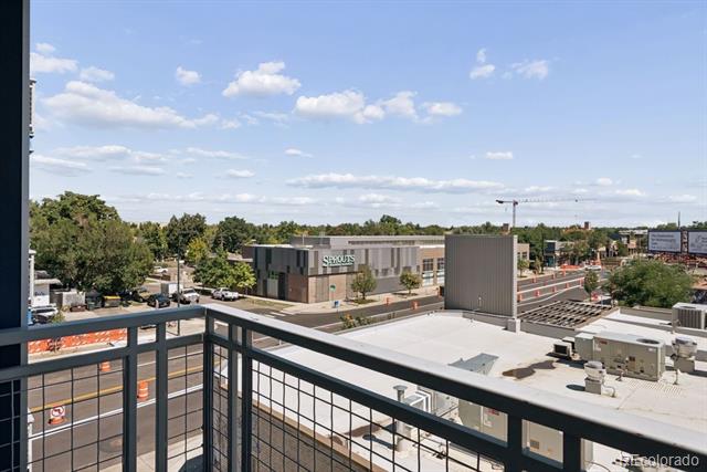 1488 Madison Street Unit: 307