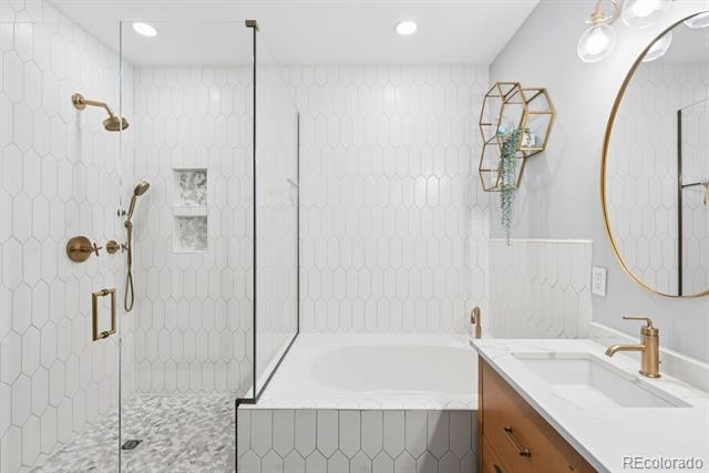1488 Madison Street Unit: 307