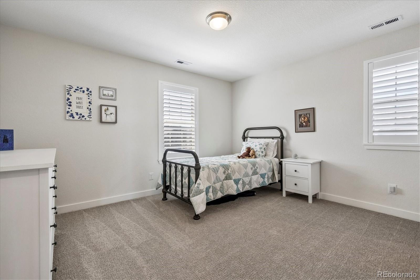 9555 Williamsburg Street