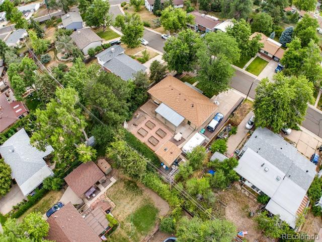 936 S Robb Way