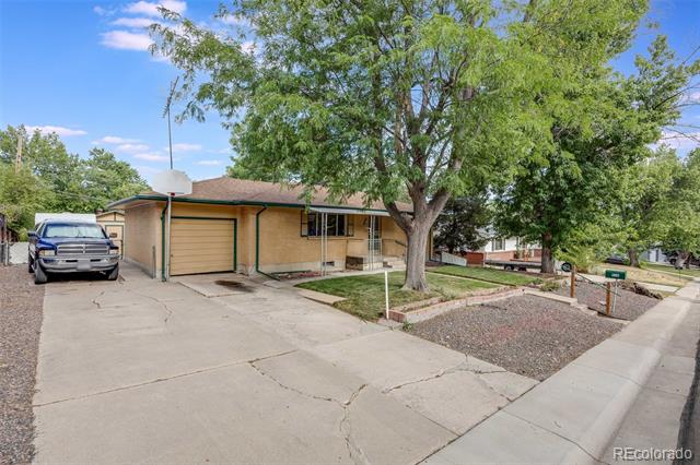 936 S Robb Way