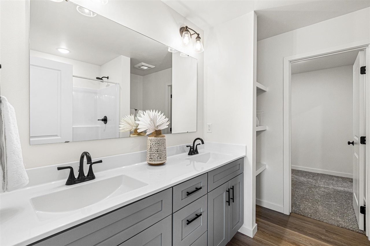 4677 Herbert Hoover Highway Unit B