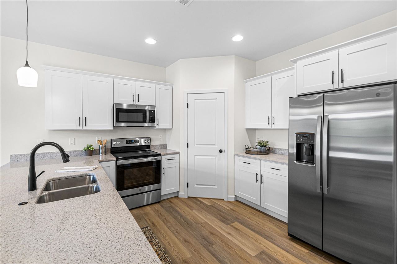 4677 Herbert Hoover Highway Unit B