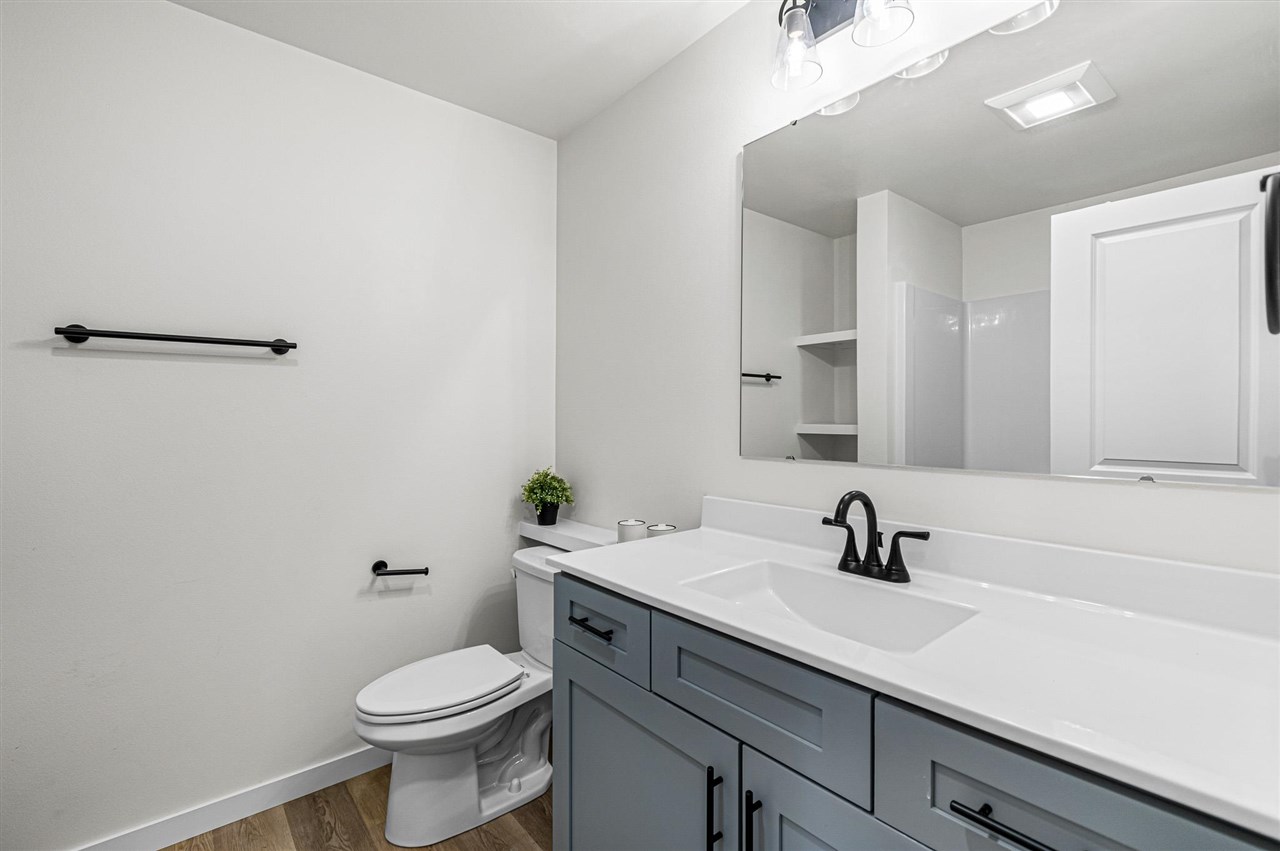 4677 Herbert Hoover Highway Unit B