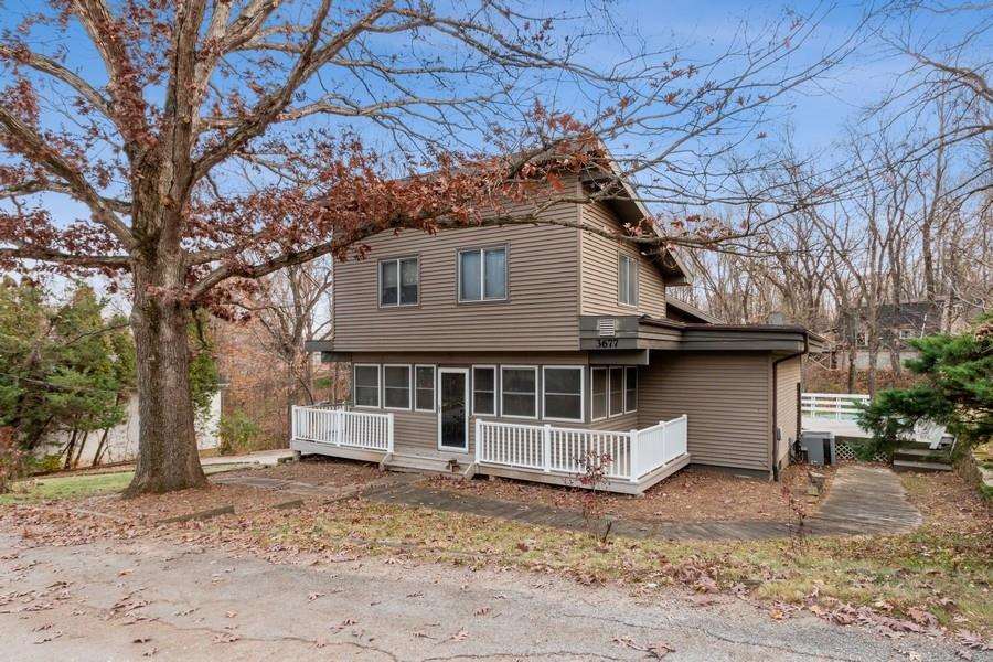 3677 NE Coral Cove Ln